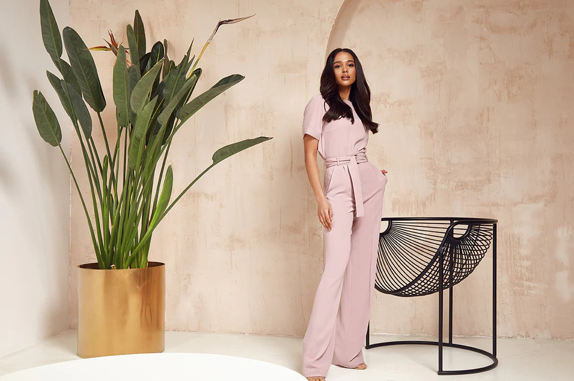 10 Must-Have Wardrobe Essentials Every Woman Needs in 2025